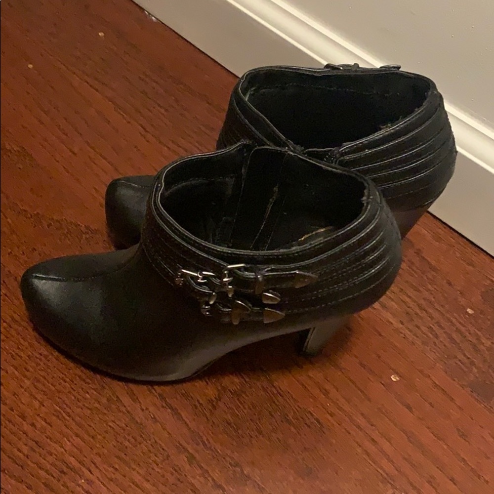 Black heels